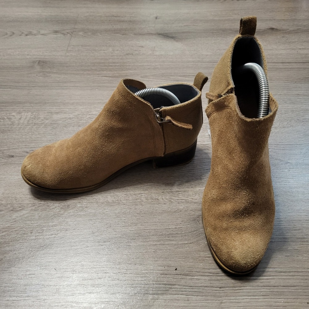 Toms Deia Tan Suede Ankle Booties Women 7.5 Low Block Heel Zip Up Tan Brown - Picture 2 of 12